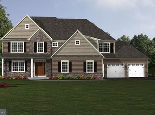 560 E Delp Rd, Lancaster, PA 17601