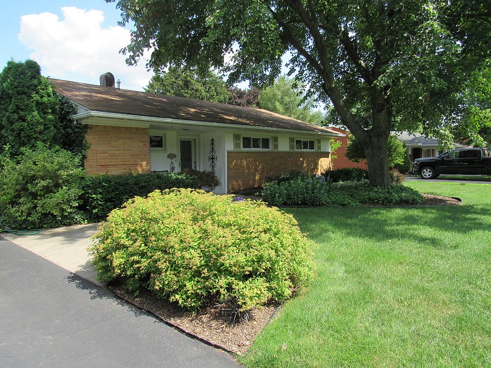 1st image of 9002 Morrison Ave