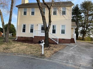 3730 Pembroke Ter, High Point, NC 27265