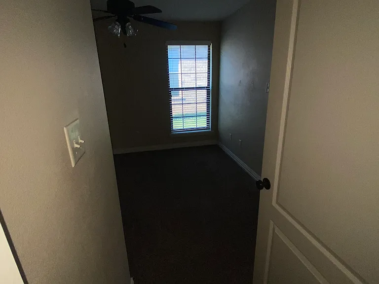 3828 Carrera Ln — Photo 7