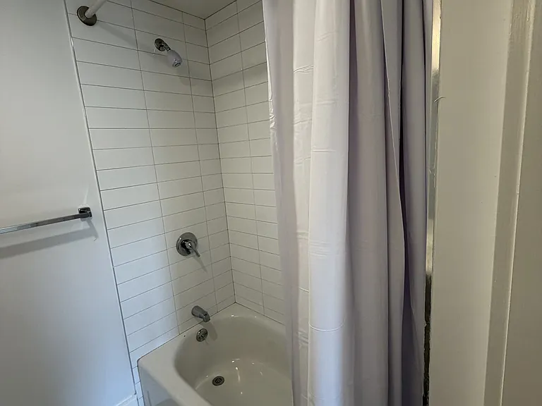40-42 Malvern St #U604 — Photo 7