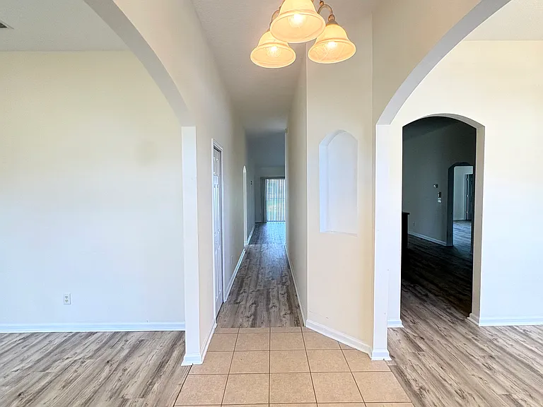 205 N Hidden Tree Dr — Photo 6