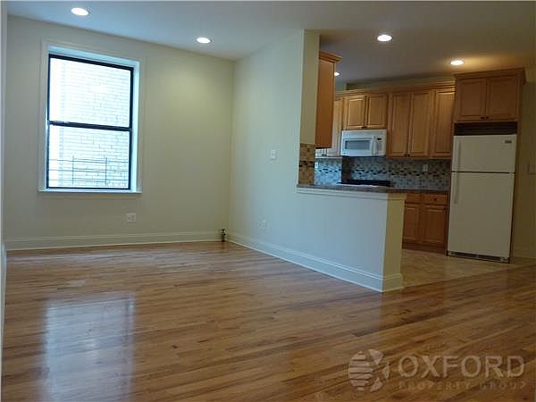 1st image of 635 E 21st St APT 4