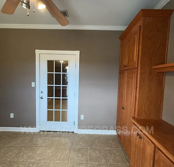 249 Windsor Garden Dr — Photo 47