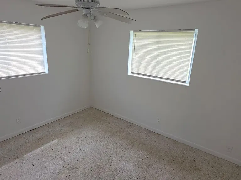 250 NE 41st St #250 — Photo 8