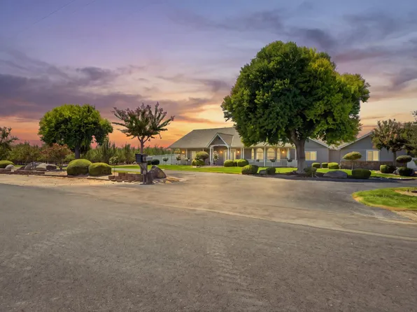 11635 S Amber Ave, Selma, CA 93662