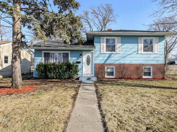 1777 Linden Ave, Hanover Park, IL 60133