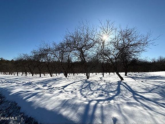 3rd image of L172 Greens Corner Road