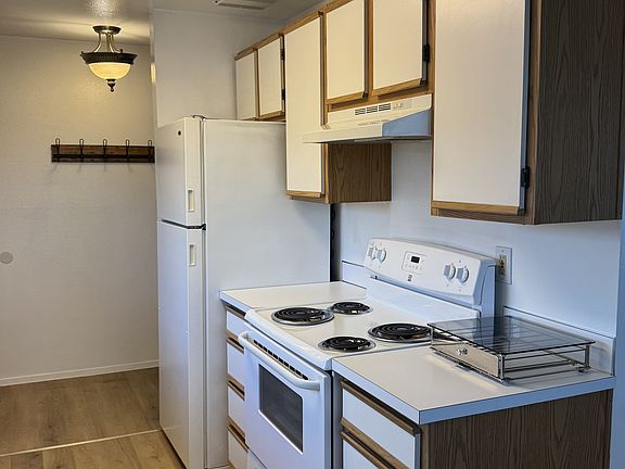 3rd image of 2764 Laukala Pl #C
