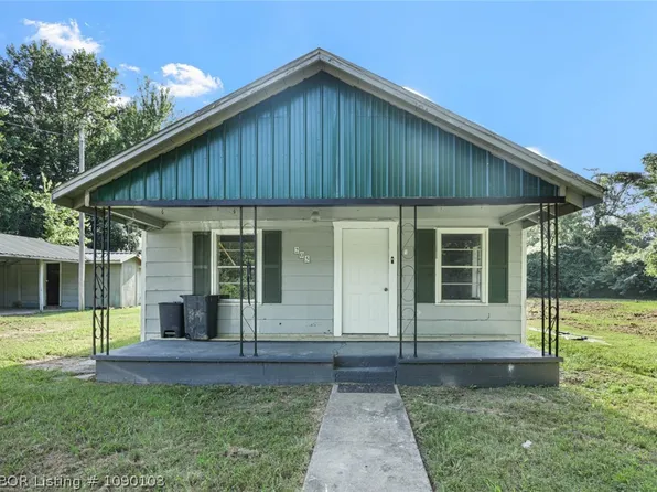 205 Sonny Walker Ln, Bokoshe, OK 74930