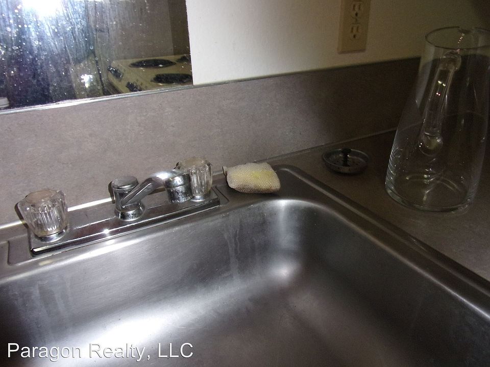 2nd image of 3002 NW Harrison Blvd APT 9