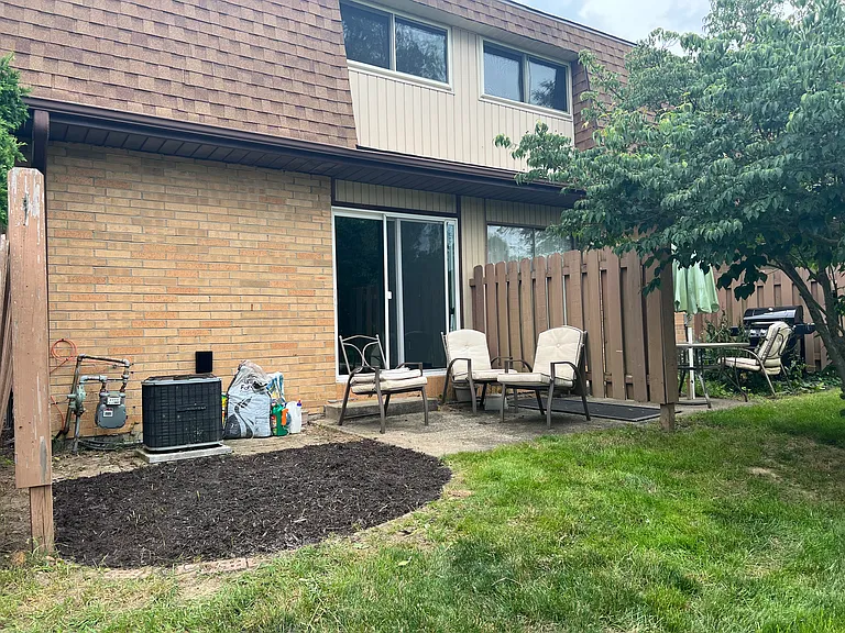 5215 Cline Rd #H — Photo 17