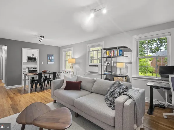 2402 Colston Dr #2402-C-103, Silver Spring, MD 20910