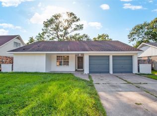 2516 Huckleberry Ln, Pasadena, TX 77502