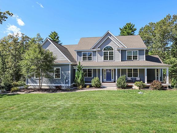 2nd image of 18 Highclere Road