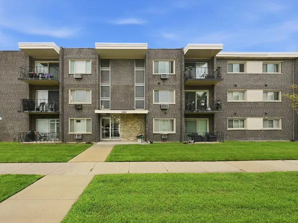 3158 W 88th St APT 103, Evergreen Park, IL 60805