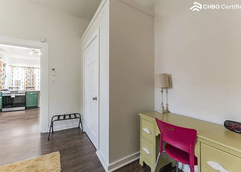 118 Glorietta — Photo 17