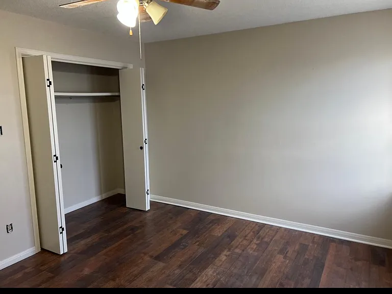 172 Southfield Pkwy — Photo 8