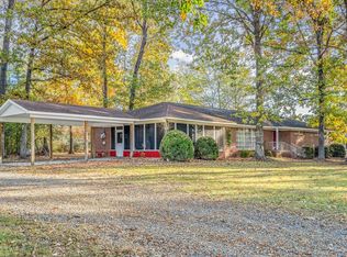 218 Hazel Ln, Dalton, GA 30721
