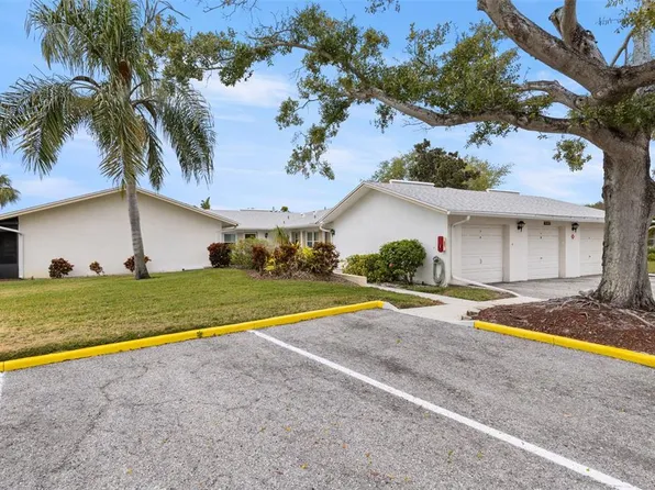 3143 37th Ln S APT B, Saint Petersburg, FL 33711