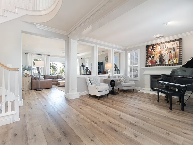 Hacienda Dr — Photo 11