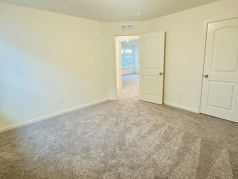 2380 Geranium Ln — Photo 26