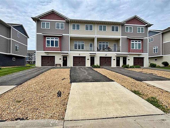 2nd image of 2157 Rolling Green Ln