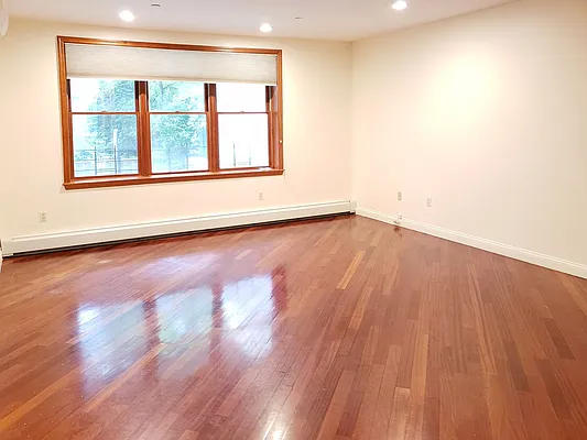 Rented by Awaye Realty Management LLC | media 61