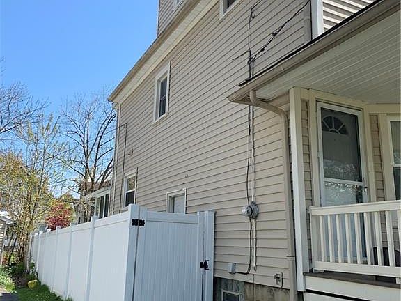 4th image of 1341 Cook Ave