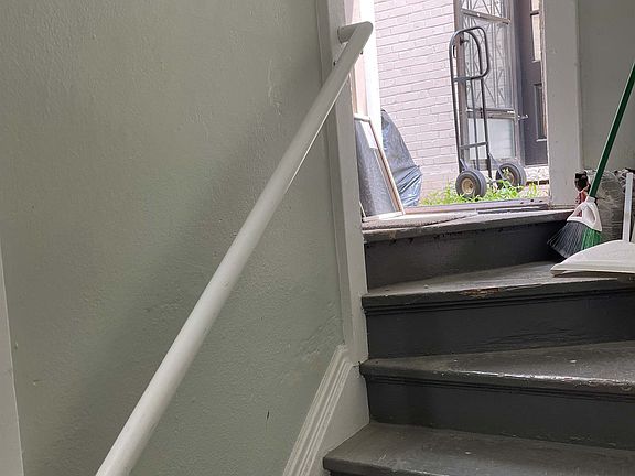 5th image of 1770 N High St Unit C