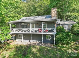 110 Happy Hollow Rd, Green Mountain, NC 28740