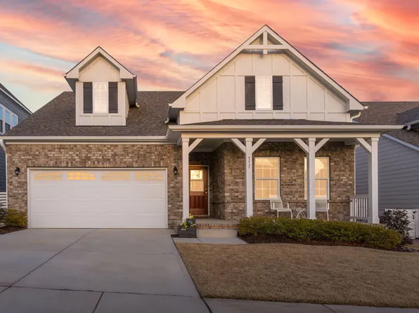 117 Blue Hydrangea Ln, Holly Springs, NC 27540