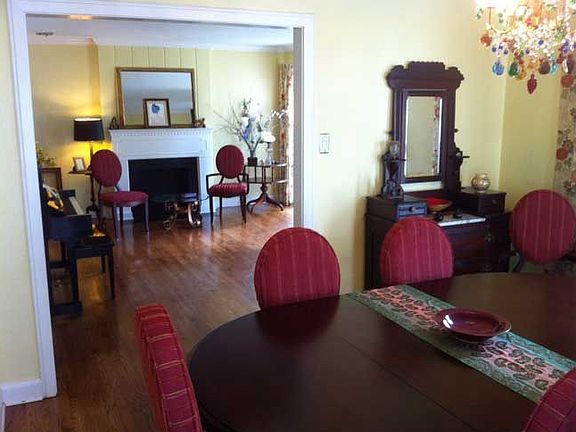 Formal Dining & Living Rooms
