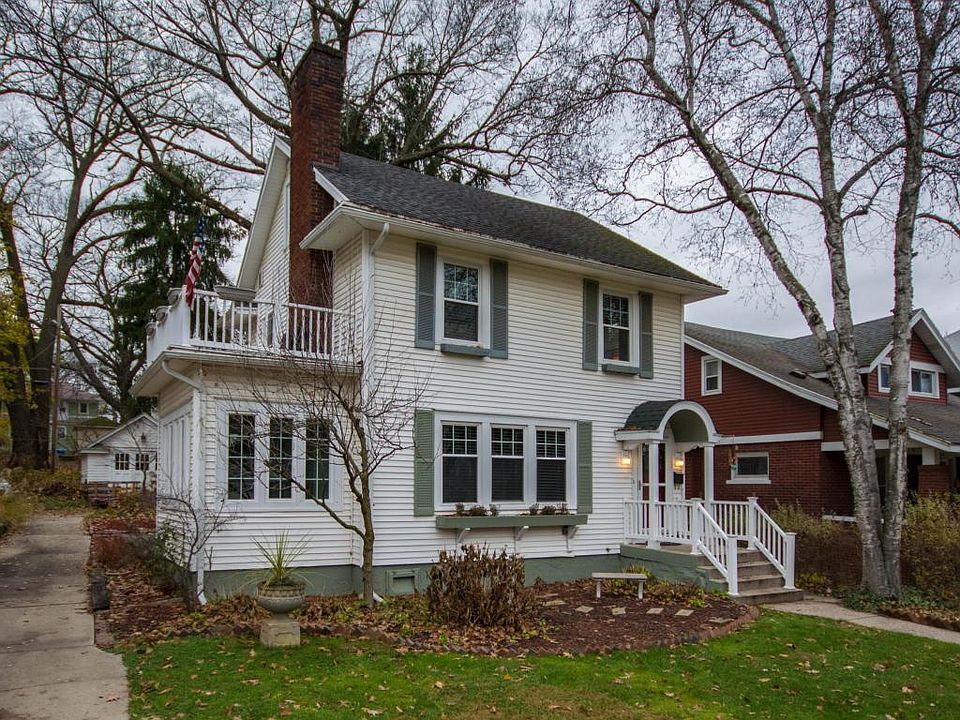 1st image of 221 Ball Park Blvd NW