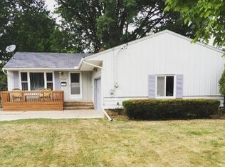 24320 Rosita Ln, North Olmsted, OH 44070
