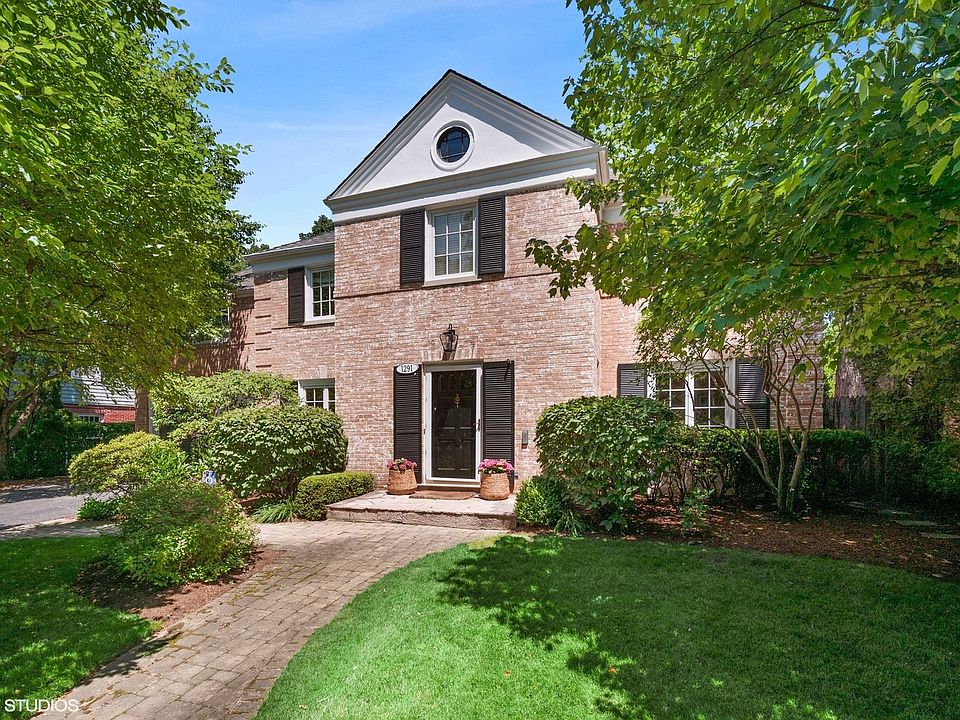 1291 Forest Glen Dr N, IL 60093 Zillow