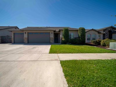 1979 Walnut, Tulare, CA, 93274