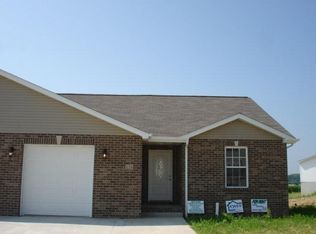 128 Perryman St, Lebanon, IL 62254