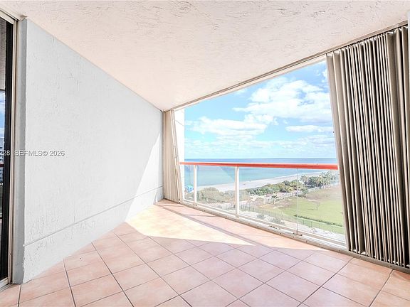 5th image of 6767 Collins Ave APT 706