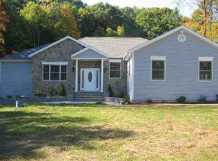 51 Boyce Rd, Schodack, NY 12063