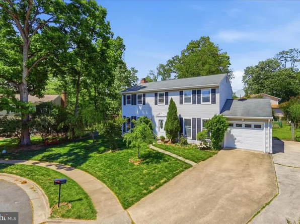 211 Whispering Wind Ct SE, Vienna, VA 22180