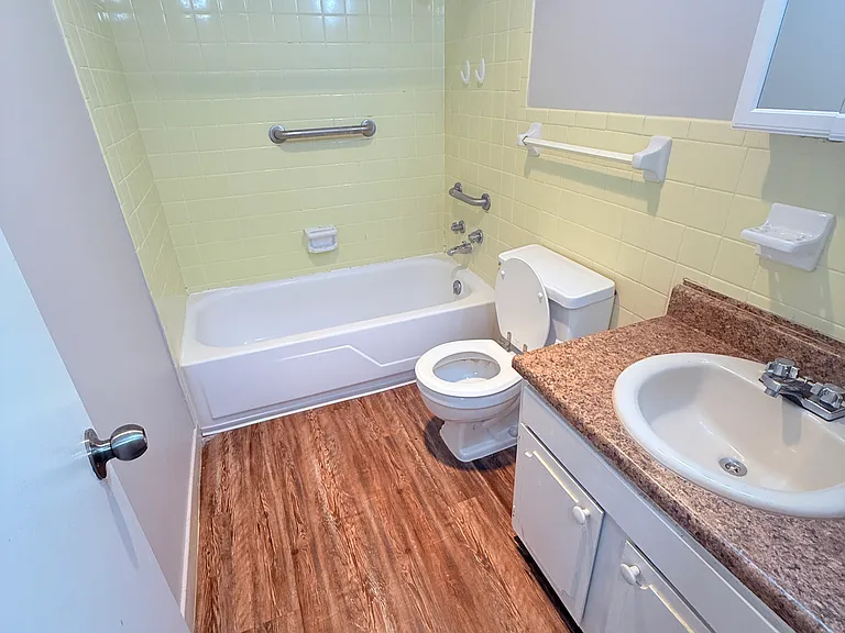 500 N Commerce St #211 — Photo 5