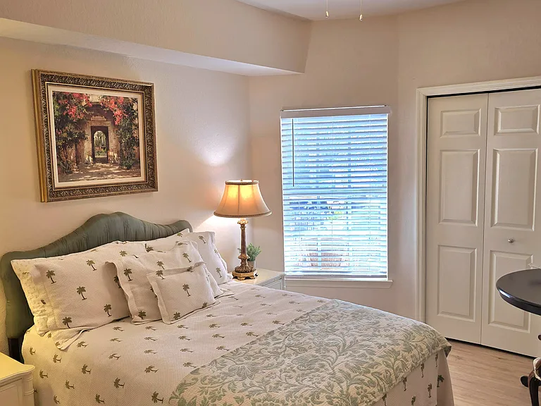 5152 Northridge Rd #205 — Photo 21