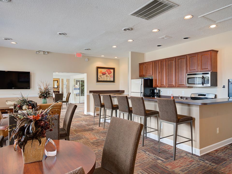 East Meadow Apartment Homes Apartment Rentals Fairfax, VA Zillow