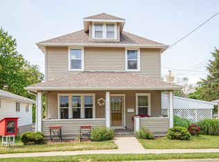 2045 Delaware St, Dubuque, IA 52001