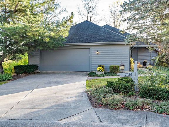 3rd image of 7126 Canalers Ct