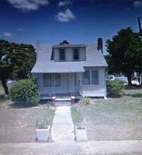 1st image of 302 W Orange St