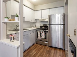 4645 Colonial Dr #E92W, Saginaw, MI 48603