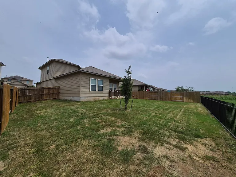 465 Middle Green Loop — Photo 39