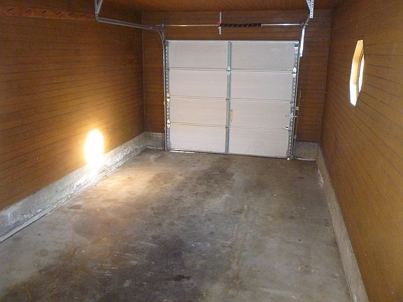 single car garage